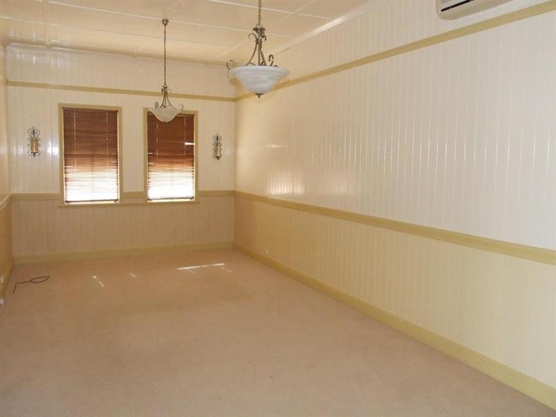 9 George Street, Goombungee QLD 4354