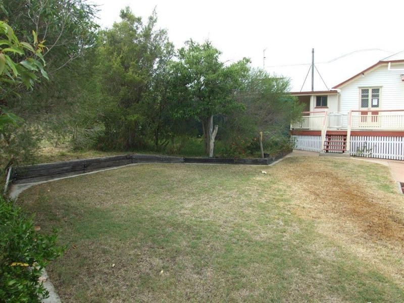 9 George Street, Goombungee QLD 4354