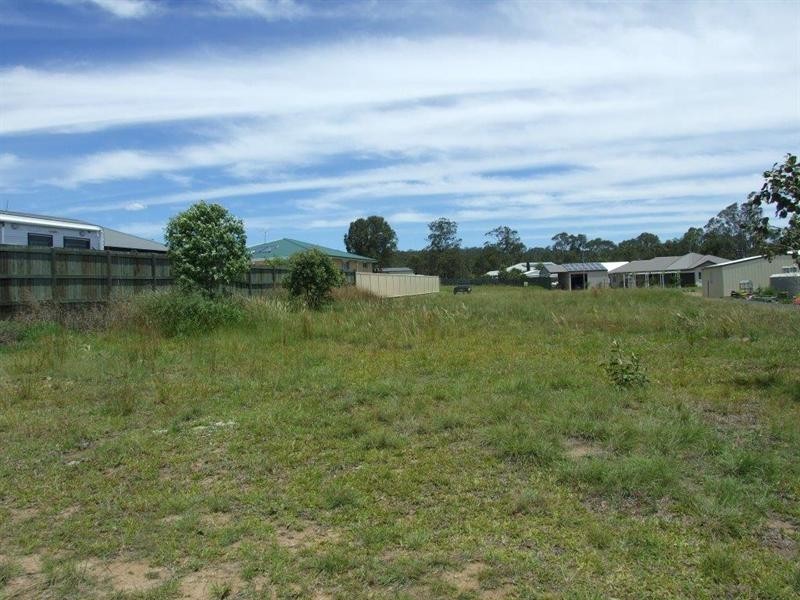 21 Vicky Avenue, Crows Nest QLD 4355