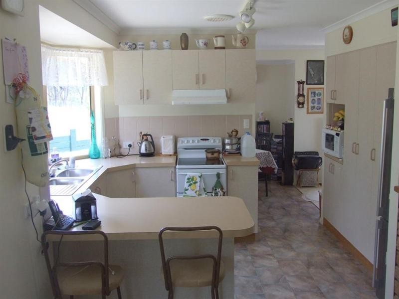 425 Palms Road, Cooyar QLD 4402