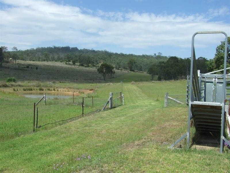 425 Palms Road, Cooyar QLD 4402