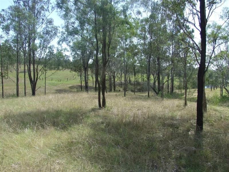 425 Palms Road, Cooyar QLD 4402