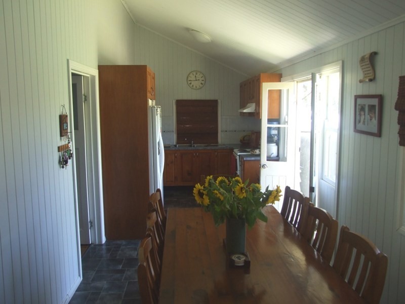 5 Gleeson Street, Crows Nest QLD 4355