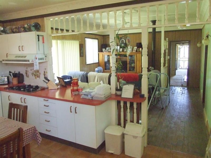 20 Mann Road, Haden QLD 4353