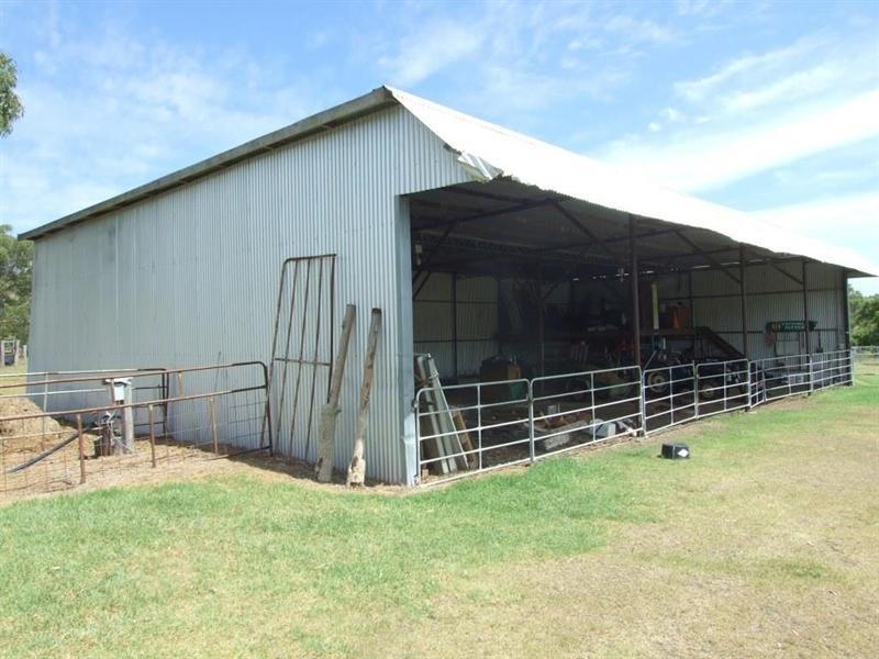 20 Mann Road, Haden QLD 4353