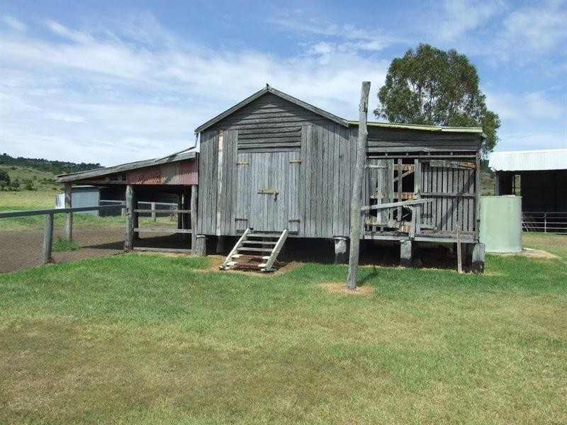 20 Mann Road, Haden QLD 4353