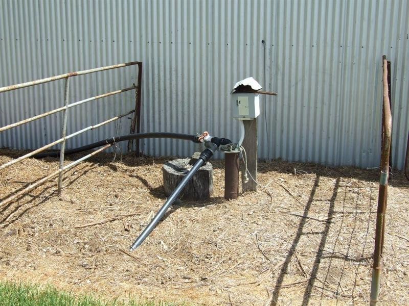 20 Mann Road, Haden QLD 4353