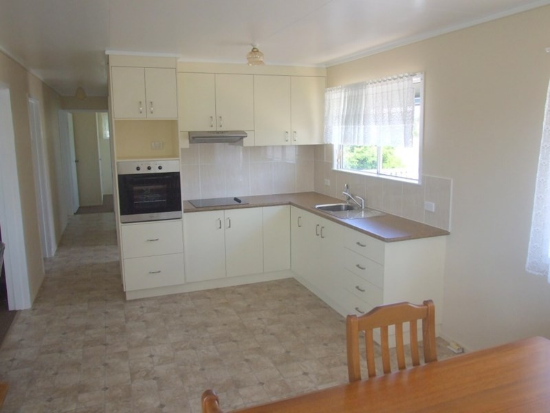 11 John Street, Goombungee QLD 4354