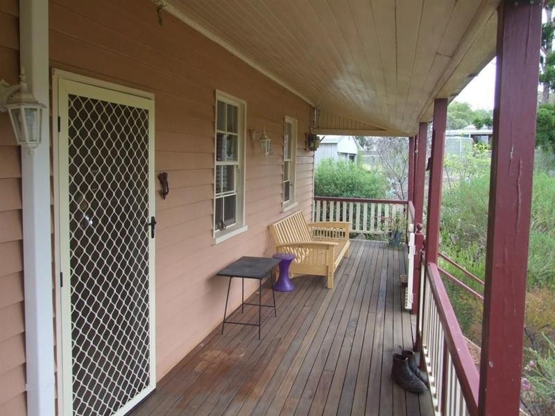 59 Albert Street, Crows Nest QLD 4355