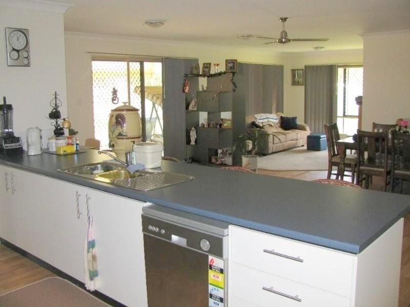 7 Jane Street, Crows Nest QLD 4355