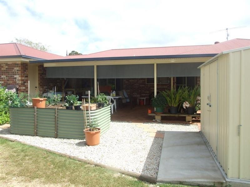 14 East Side Road, Crows Nest QLD 4355