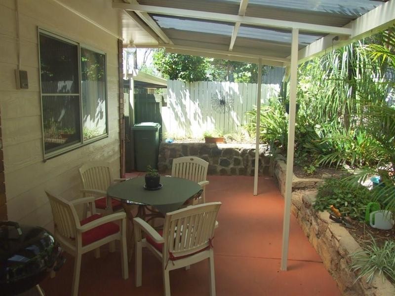 28 Railway Terrace, Crows Nest QLD 4355