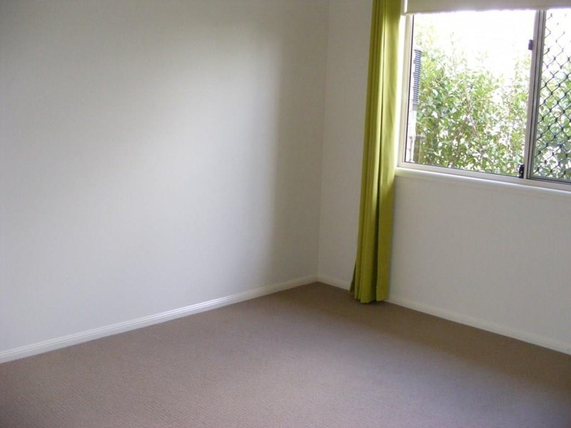 2 Vicky Avenue, Crows Nest QLD 4355