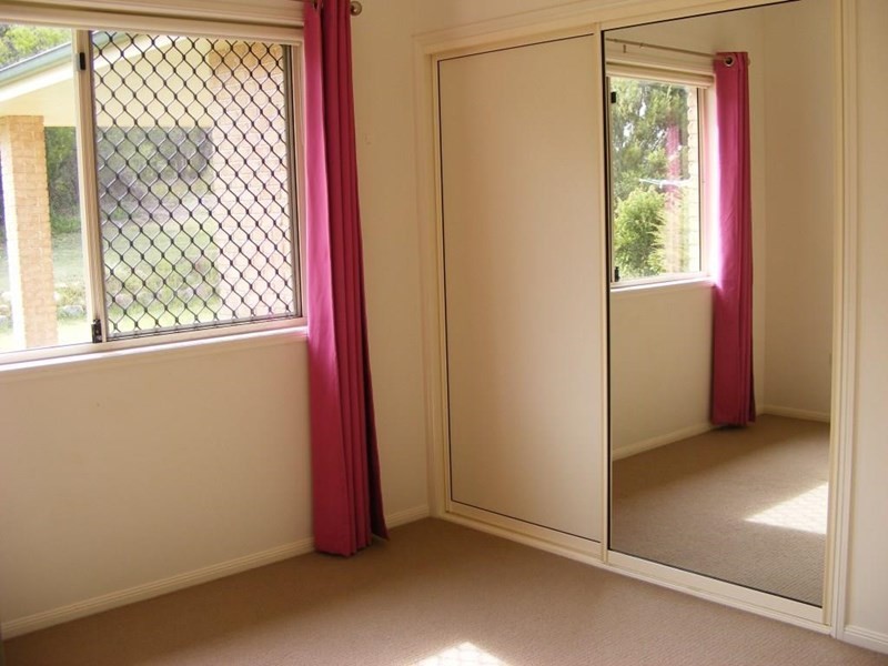 2 Vicky Avenue, Crows Nest QLD 4355