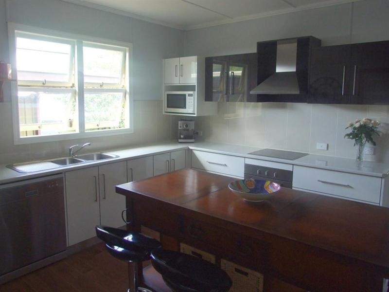 14 Sharp Street, Crows Nest QLD 4355