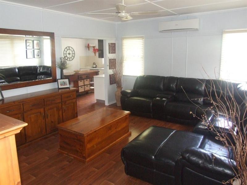 14 Sharp Street, Crows Nest QLD 4355