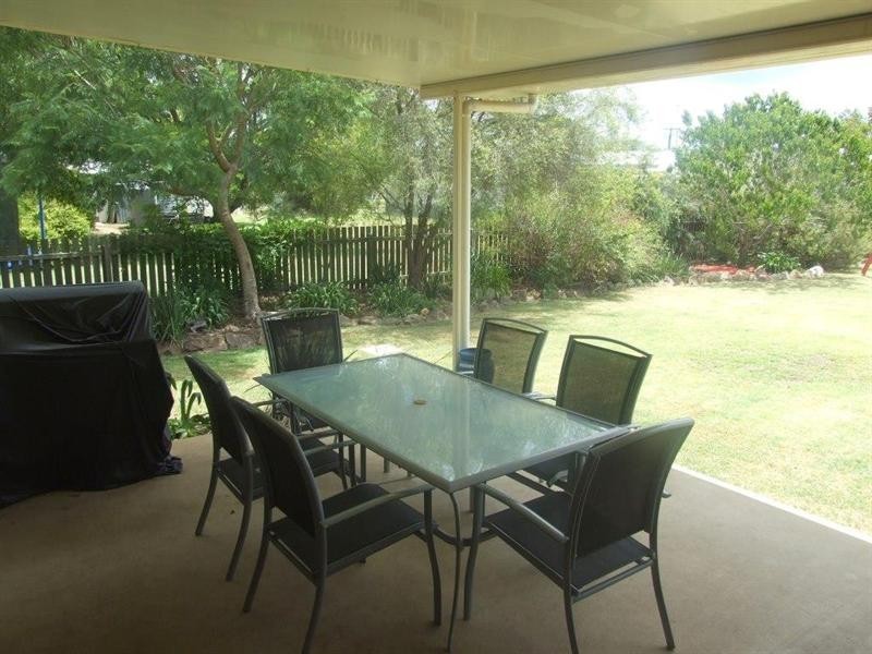 14 Sharp Street, Crows Nest QLD 4355