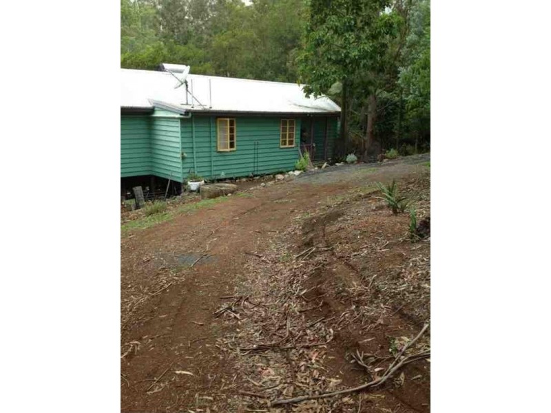 185 Post Office Road, Ravensbourne QLD 4352