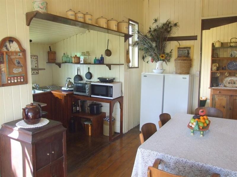 184 Herron Road, Crows Nest QLD 4355