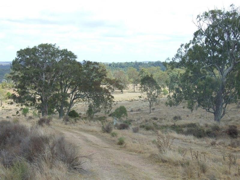 184 Herron Road, Crows Nest QLD 4355