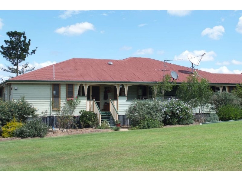 130 Groomsville Plainby Road, Crows Nest QLD 4355