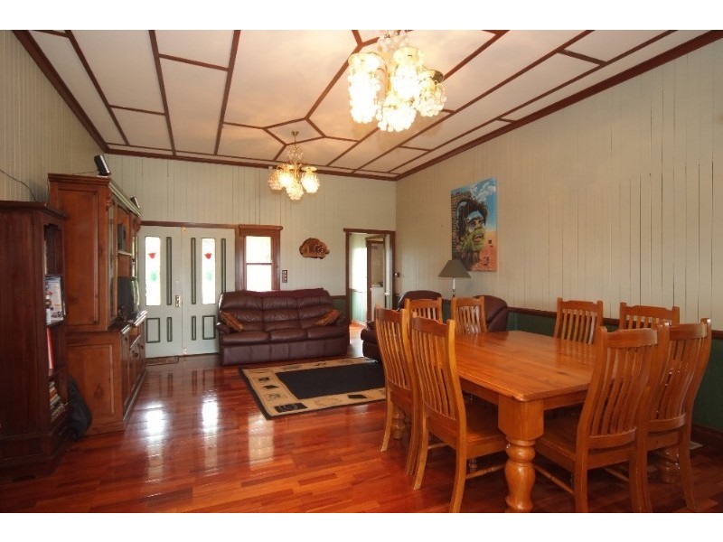 130 Groomsville Plainby Road, Crows Nest QLD 4355