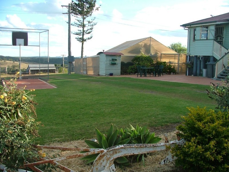 130 Groomsville Plainby Road, Crows Nest QLD 4355