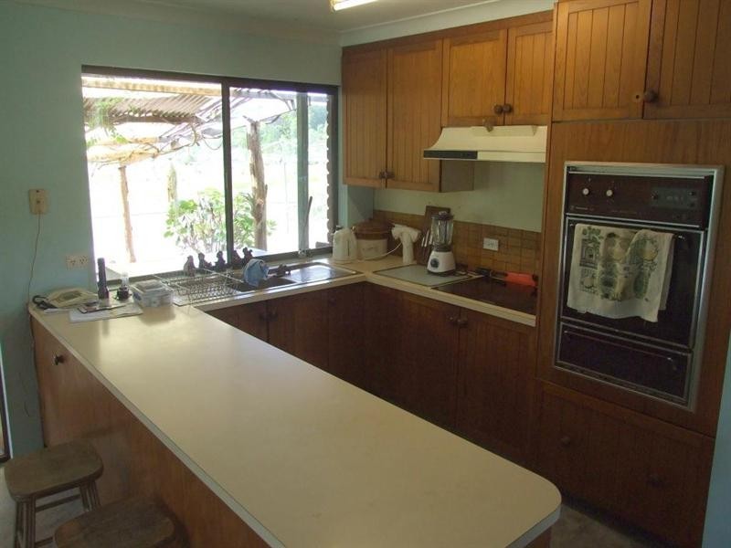 42 Austin Road, Crows Nest QLD 4355