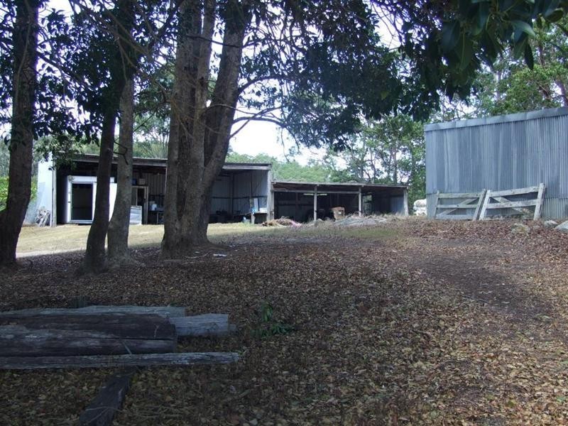 42 Austin Road, Crows Nest QLD 4355