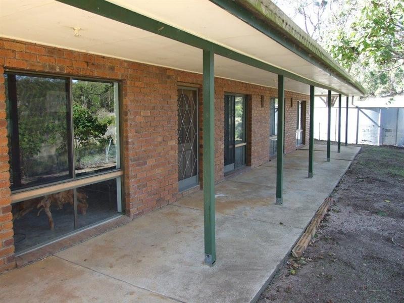 42 Austin Road, Crows Nest QLD 4355
