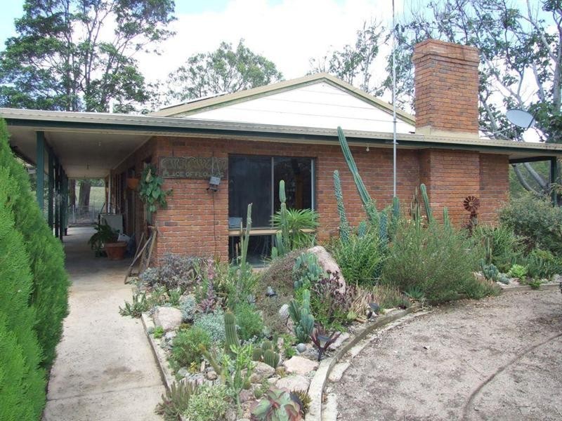 42 Austin Road, Crows Nest QLD 4355