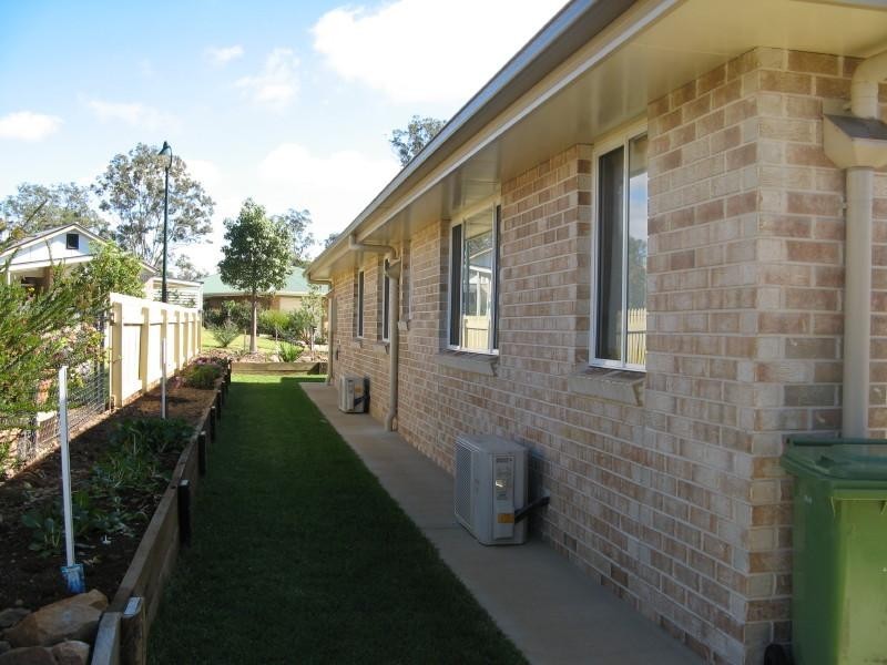 3 Olsen, Crows Nest QLD 4355