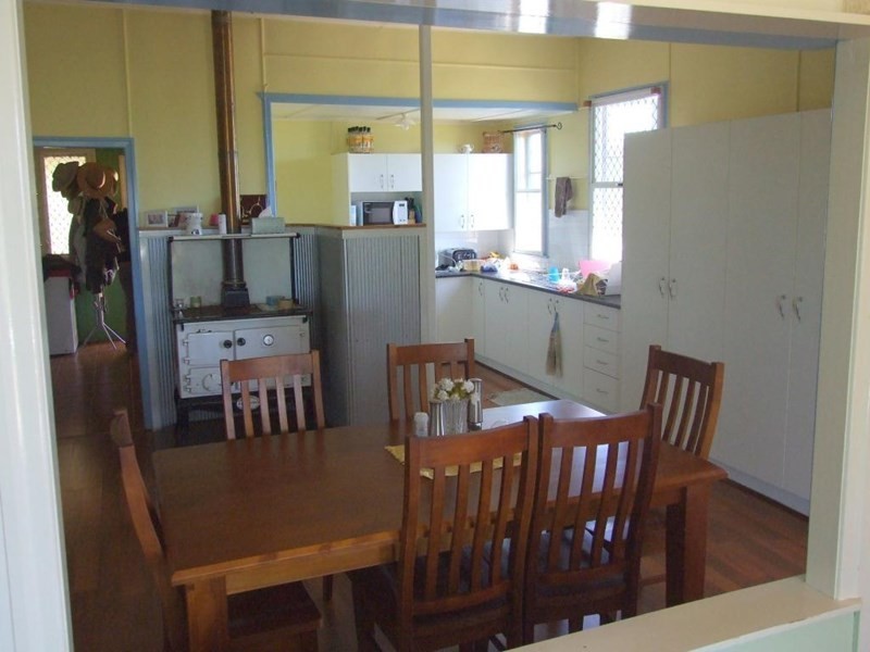 471 Upper Pinelands Road, Crows Nest QLD 4355