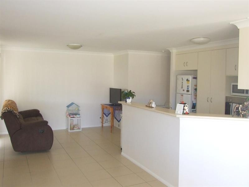 14 Samuel Avenue, Crows Nest QLD 4355