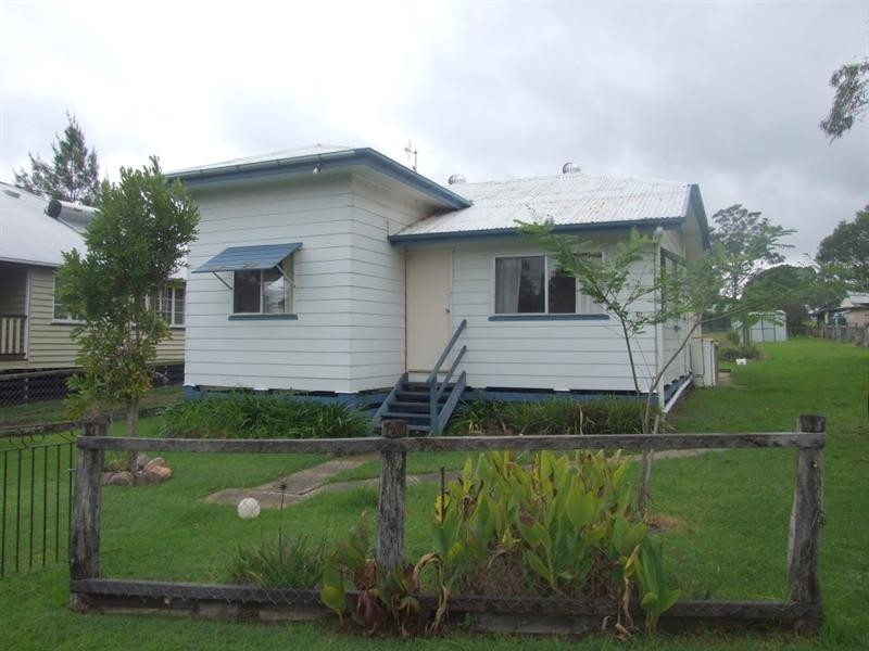 7 Gleeson Street, Crows Nest QLD 4355