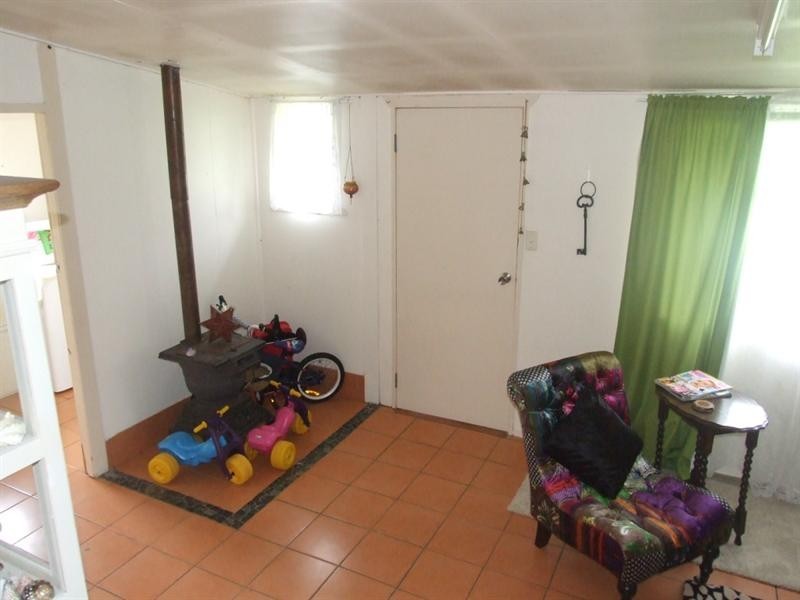 7 Gleeson Street, Crows Nest QLD 4355