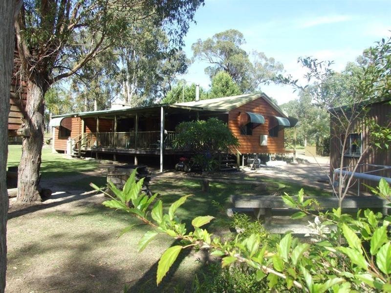 2 Charles Street, Crows Nest QLD 4355