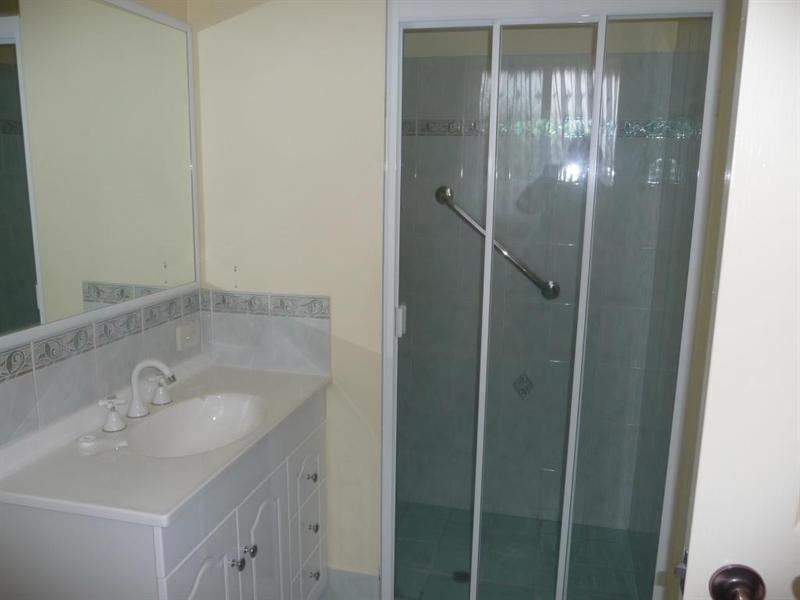 13 Lee Court, Crows Nest QLD 4355