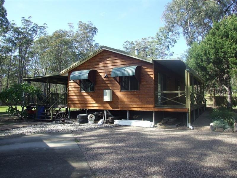 2 Charles Street, Crows Nest QLD 4355