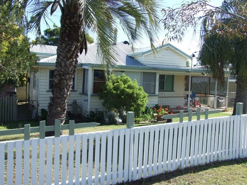 139 Mocatta Street, Goombungee QLD 4354