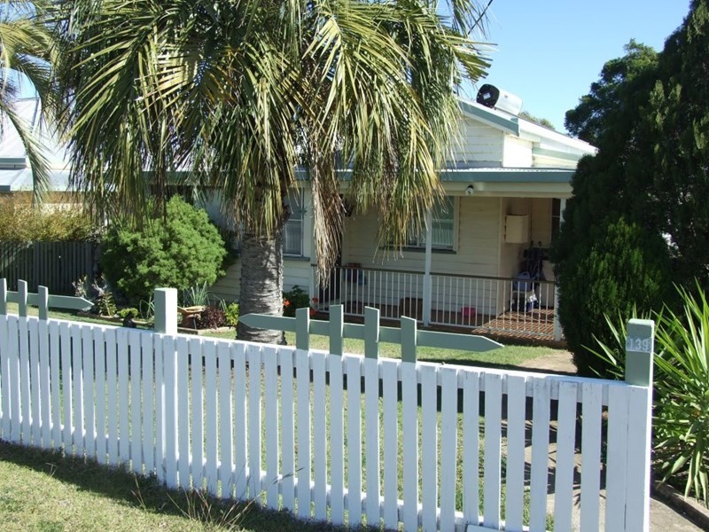 139 Mocatta Street, Goombungee QLD 4354