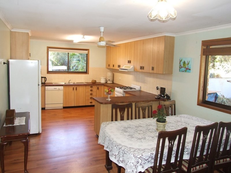 9925 New England Highway, Cabarlah QLD 4352