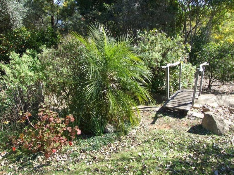 3a Station Street, Hampton QLD 4352