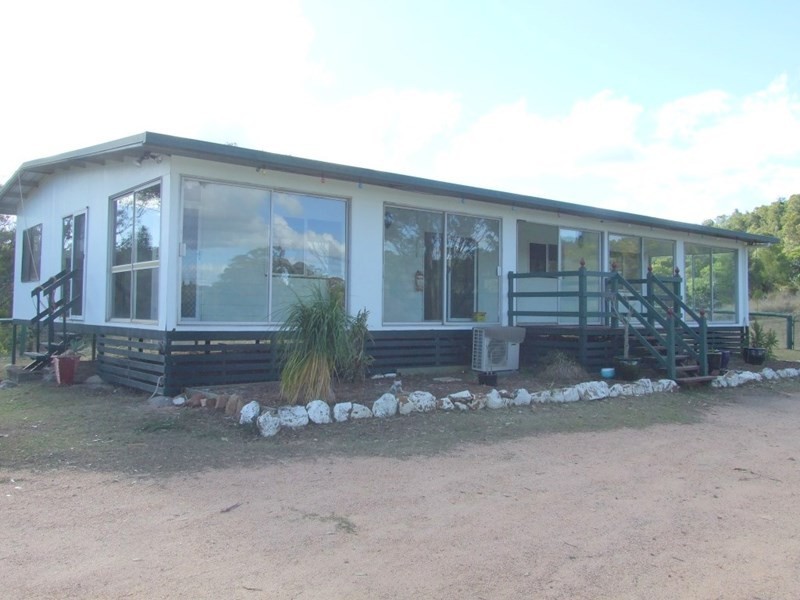 944 Pechey-Maclagan, Crows Nest QLD 4355