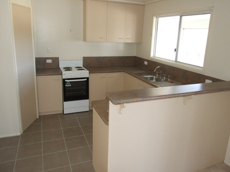 944 Pechey-Maclagan, Crows Nest QLD 4355