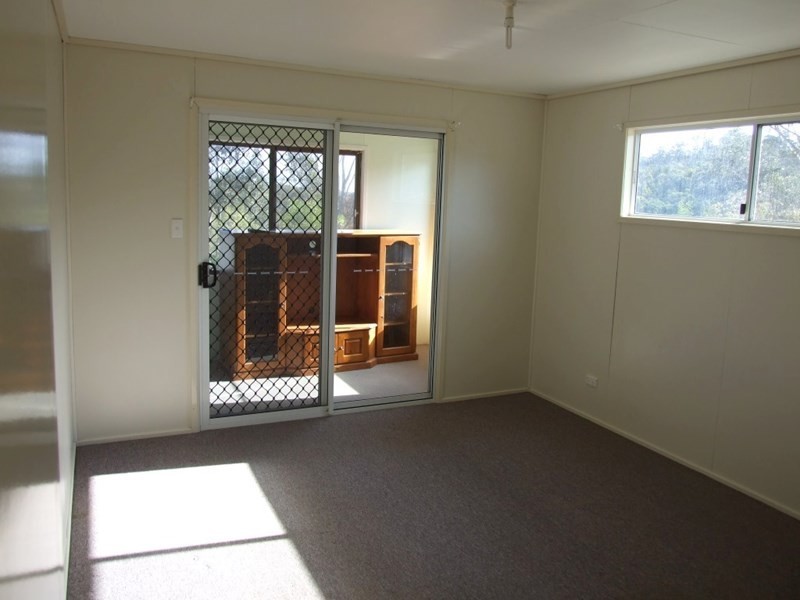 944 Pechey-Maclagan, Crows Nest QLD 4355