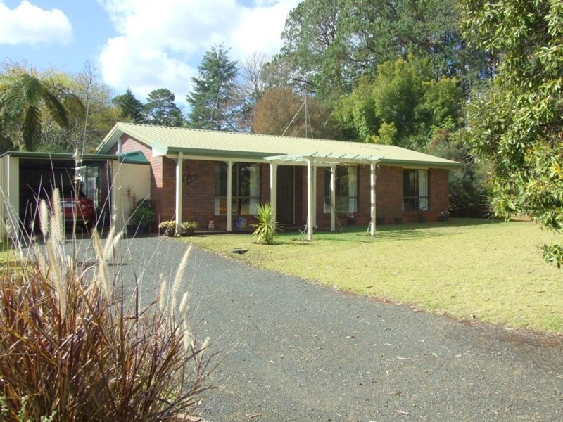 10 Hampton Road, Hampton QLD 4352