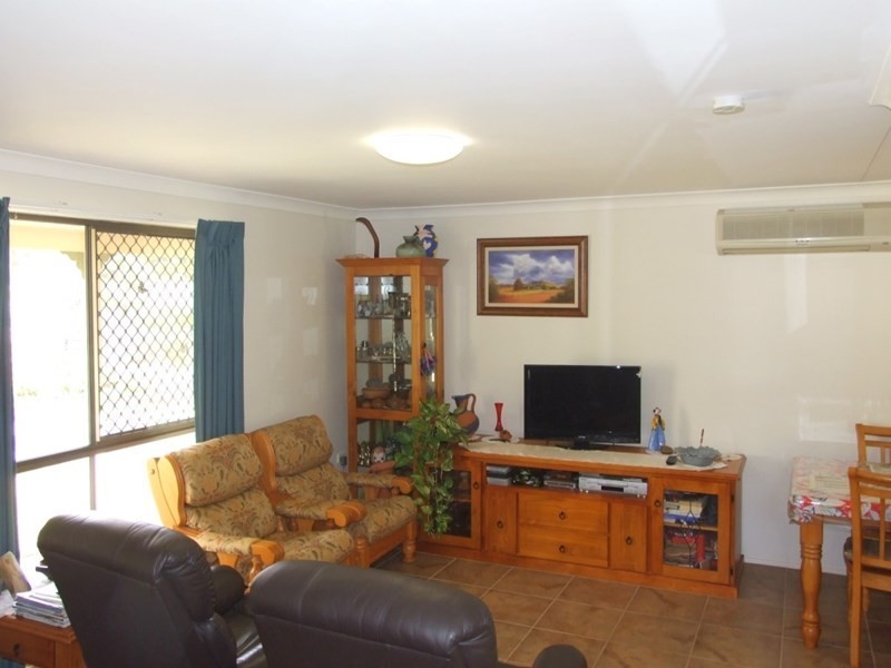 10 Hampton Road, Hampton QLD 4352