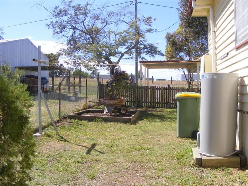 39 King Street, Goombungee QLD 4354