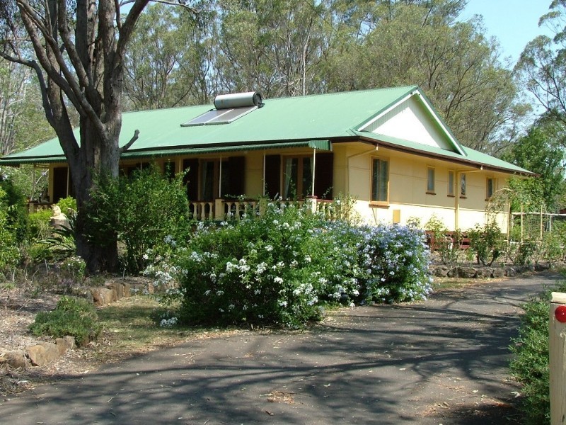 5 South Street, Crows Nest QLD 4355